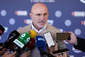 德拉富恩特：西甲海外赛若符合足球利益就得支持 亚马尔三观很正